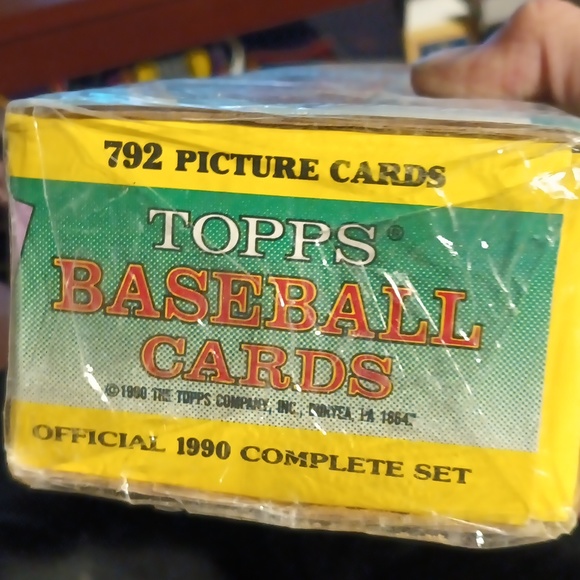 Topps 1990 baseball card factory sealed set brand new shirked wrapped in the box - Picture 4 of 10